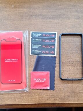 Flolab Red NanoArmour Screen Protector Kit, Installation Frame, Iphones 13s & 14
